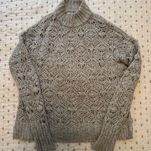 American Eagle Gray Knit Turtleneck  Sweater Size M